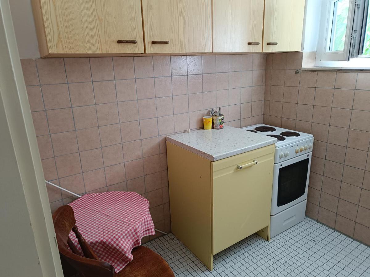 Hostel Rasema 特罗吉尔 外观 照片